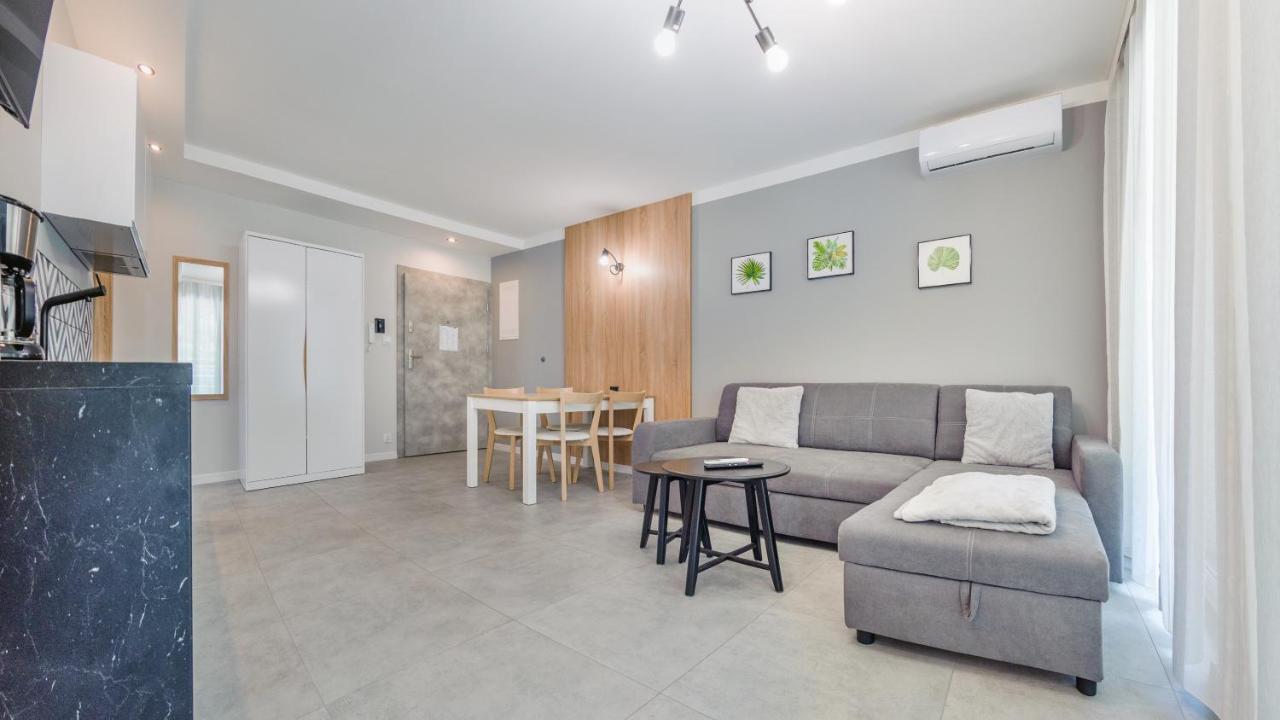 Apartamenty Sun & Snow Baltic Apartments Z Basenem Поберово Екстериор снимка
