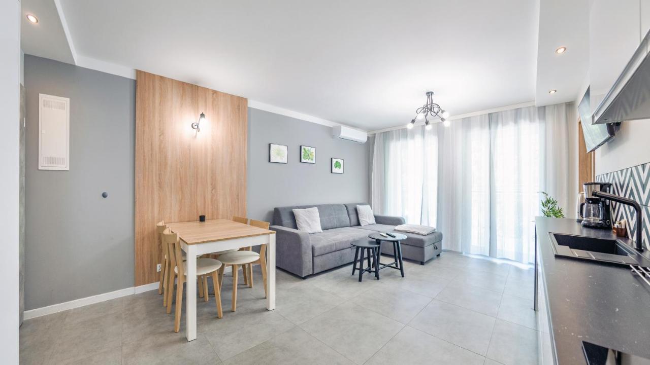 Apartamenty Sun & Snow Baltic Apartments Z Basenem Поберово Екстериор снимка